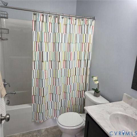 17719 Memorial Tournament Dr, Moseley, VA 23120