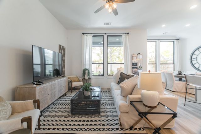 427 Boggy Belt Lane, Conroe, TX 77304