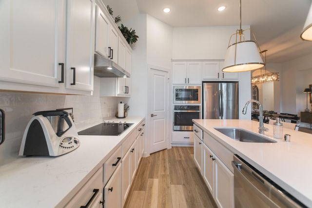 427 Boggy Belt Lane, Conroe, TX 77304