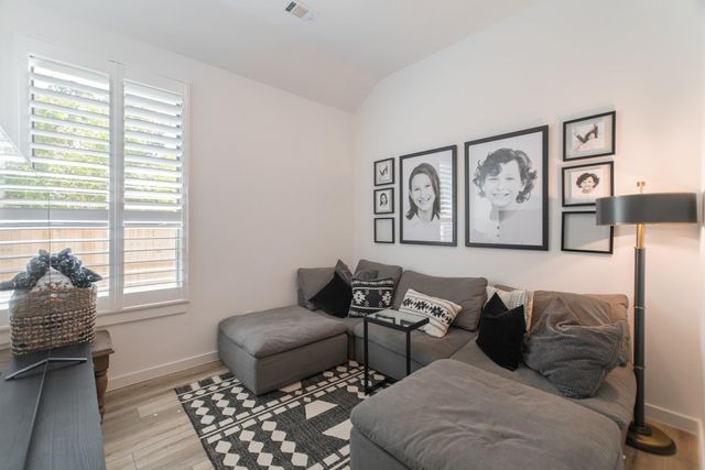 427 Boggy Belt Lane, Conroe, TX 77304