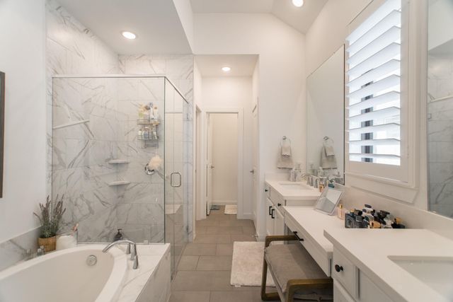 427 Boggy Belt Lane, Conroe, TX 77304