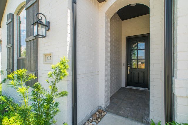 427 Boggy Belt Lane, Conroe, TX 77304