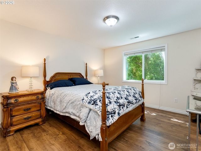 14700 NW 9th Place, Vancouver, WA 98685