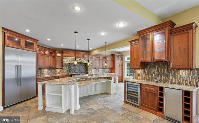 2054 MADRILLON RD, Vienna, VA 22182