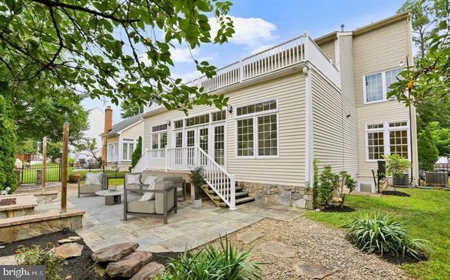 2054 MADRILLON RD, Vienna, VA 22182