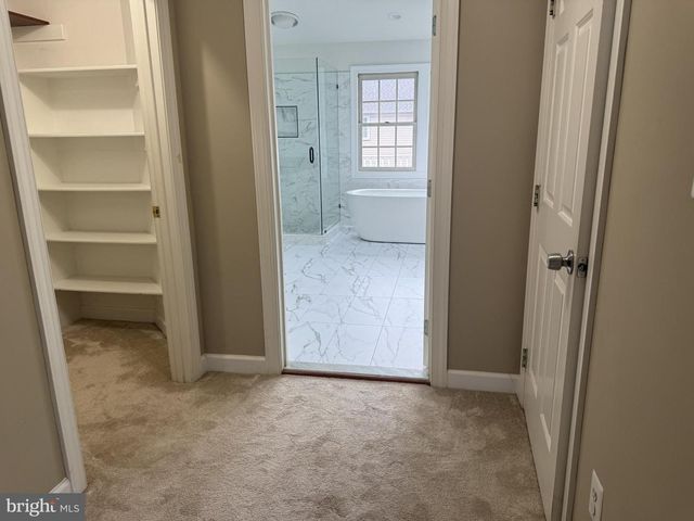 2054 MADRILLON RD, Vienna, VA 22182