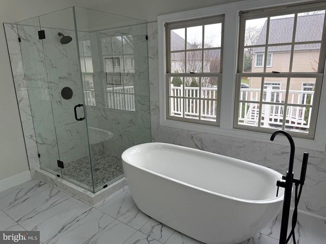 2054 MADRILLON RD, Vienna, VA 22182