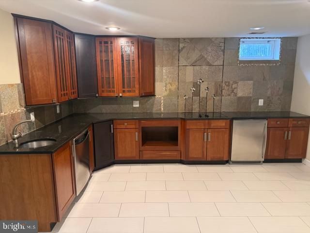 2054 MADRILLON RD, Vienna, VA 22182