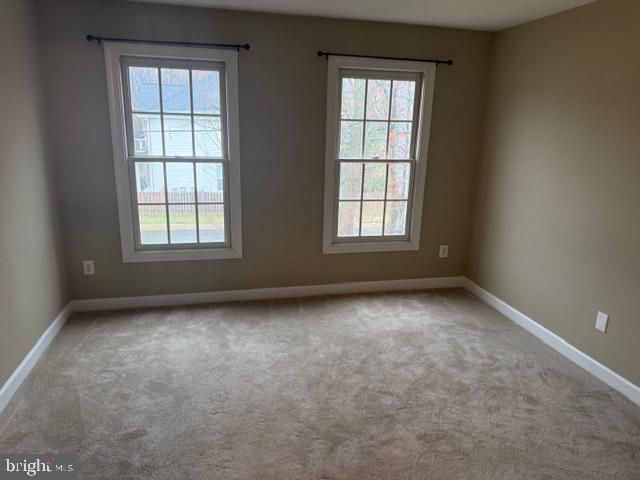 2054 MADRILLON RD, Vienna, VA 22182