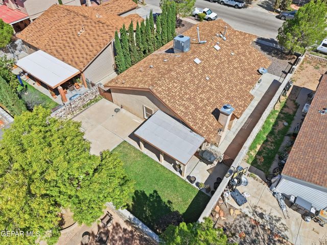 636 WIND RIVER Avenue, El Paso, TX 79932