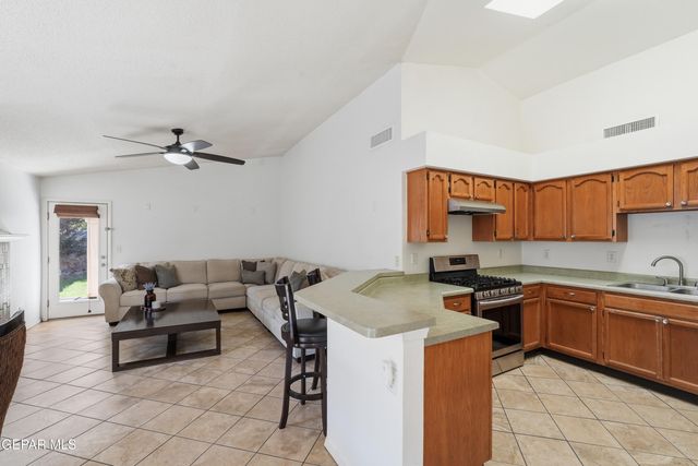 636 WIND RIVER Avenue, El Paso, TX 79932