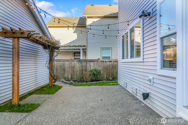 35316 SE Kinsey Street, Snoqualmie, WA 98065