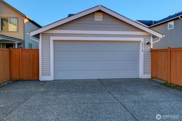 35316 SE Kinsey Street, Snoqualmie, WA 98065