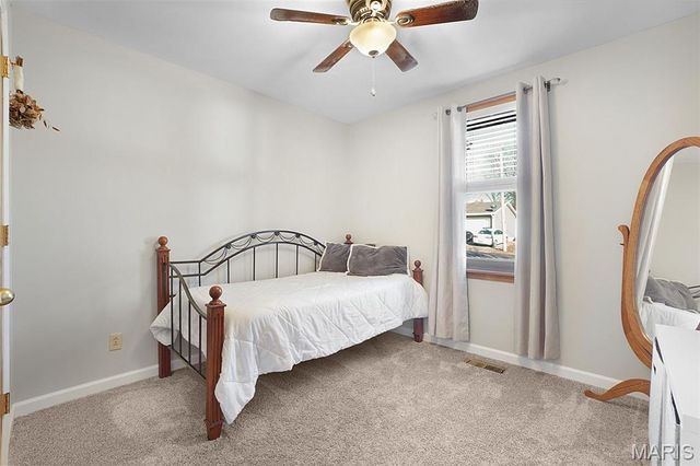 1226 W 8th Street, Washington, MO 63090