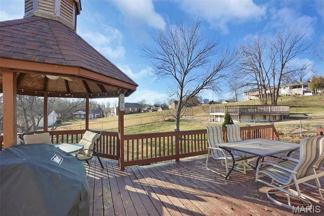 1226 W 8th Street, Washington, MO 63090