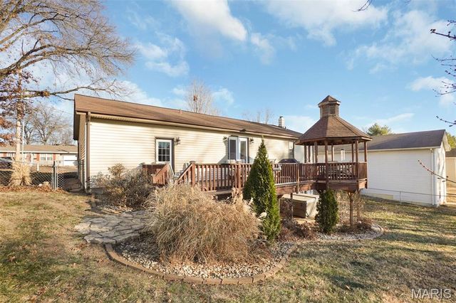 1226 W 8th Street, Washington, MO 63090