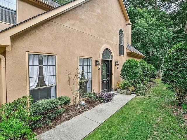 270 Sweetwater Trace, Roswell, GA 30076