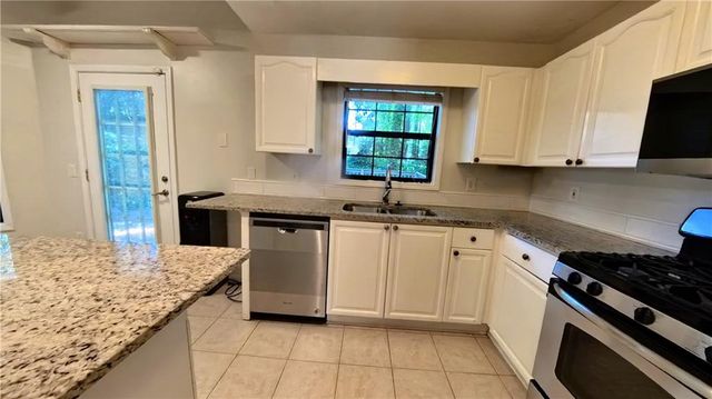 270 Sweetwater Trace, Roswell, GA 30076