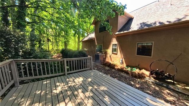 270 Sweetwater Trace, Roswell, GA 30076