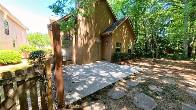 270 Sweetwater Trace, Roswell, GA 30076