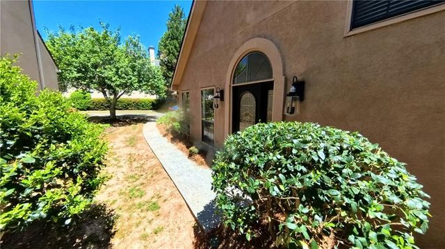 270 Sweetwater Trace, Roswell, GA 30076