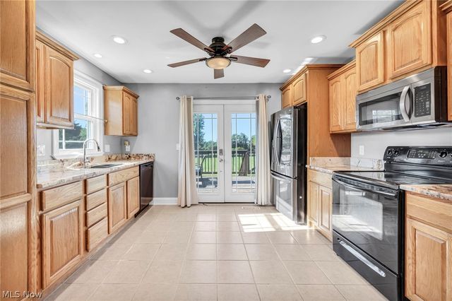 3810 Good Road, Seville, OH 44273