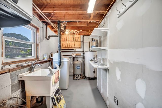 3810 Good Road, Seville, OH 44273