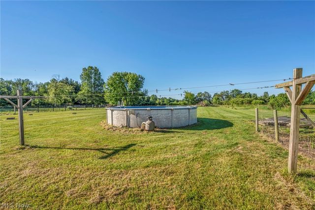 3810 Good Road, Seville, OH 44273