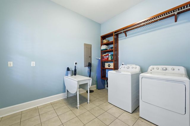 2216 Beckenham Drive, Mount Pleasant, SC 29466