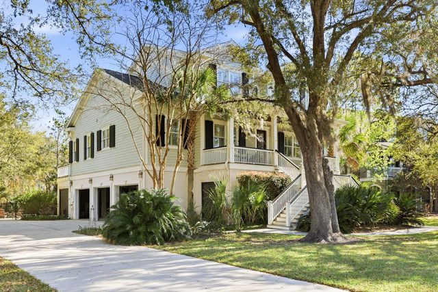 2216 Beckenham Drive, Mount Pleasant, SC 29466