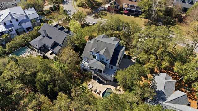 2216 Beckenham Drive, Mount Pleasant, SC 29466