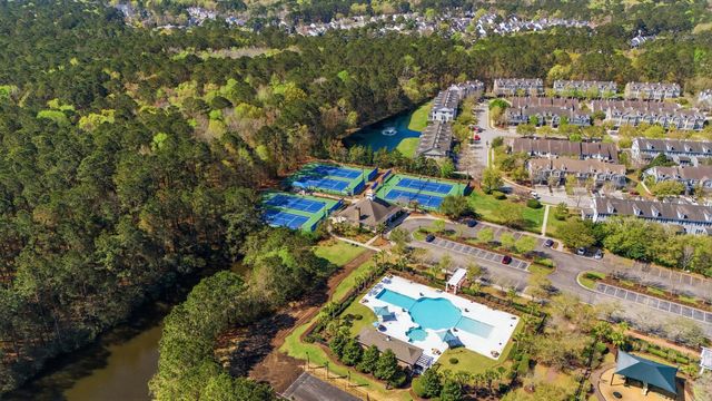 2216 Beckenham Drive, Mount Pleasant, SC 29466