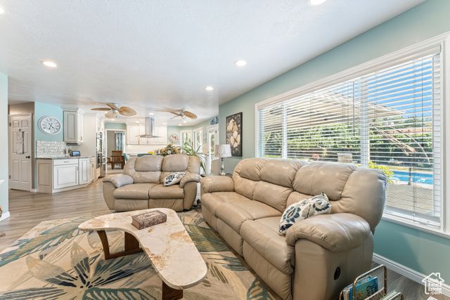 2223 W WILLIAMSBURG CIR, West Jordan, UT 84088