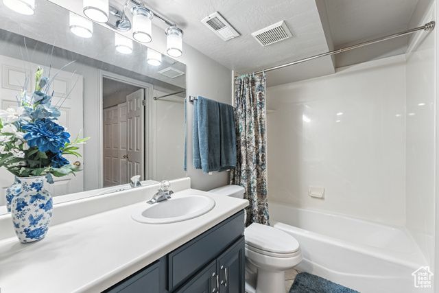 2223 W WILLIAMSBURG CIR, West Jordan, UT 84088