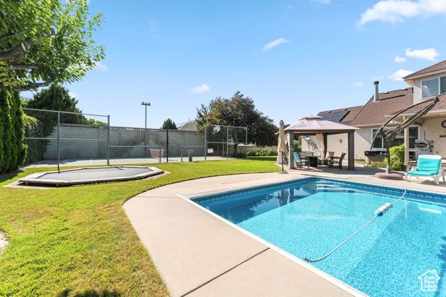 2223 W WILLIAMSBURG CIR, West Jordan, UT 84088