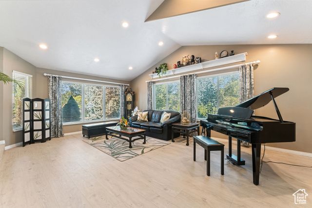 2223 W WILLIAMSBURG CIR, West Jordan, UT 84088