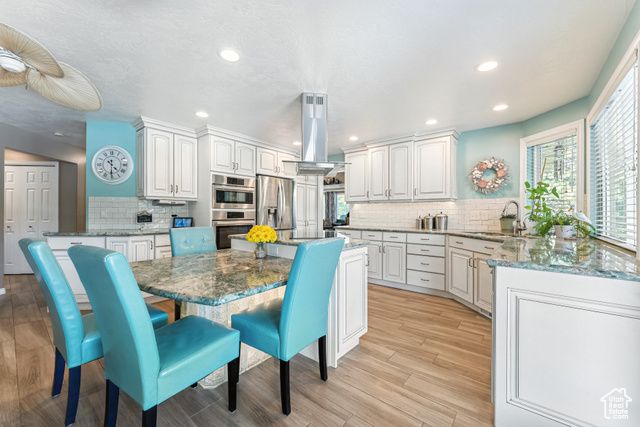 2223 W WILLIAMSBURG CIR, West Jordan, UT 84088