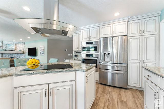 2223 W WILLIAMSBURG CIR, West Jordan, UT 84088