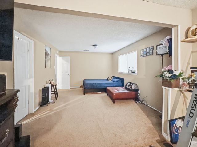 10315 Oak Gate Lane, Dallas, TX 75217