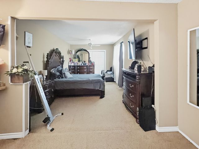 10315 Oak Gate Lane, Dallas, TX 75217