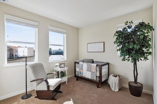 1488 Monument Ln, Fairfield, CA 94533