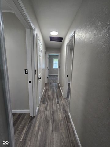 1230 Oakland Drive, Anderson, IN 46012