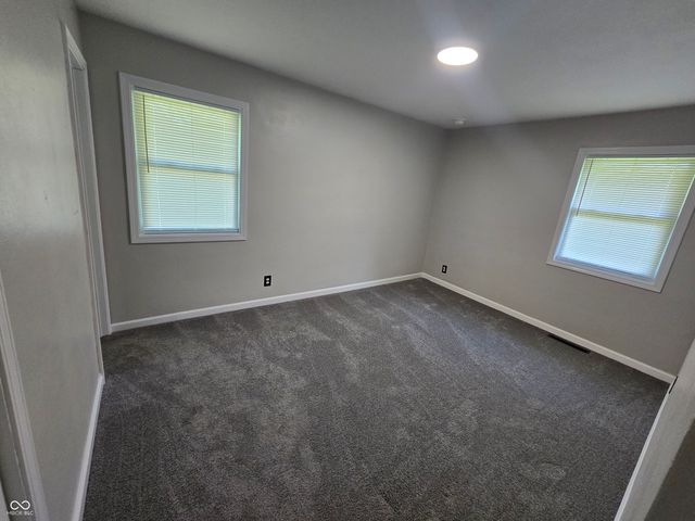 1230 Oakland Drive, Anderson, IN 46012