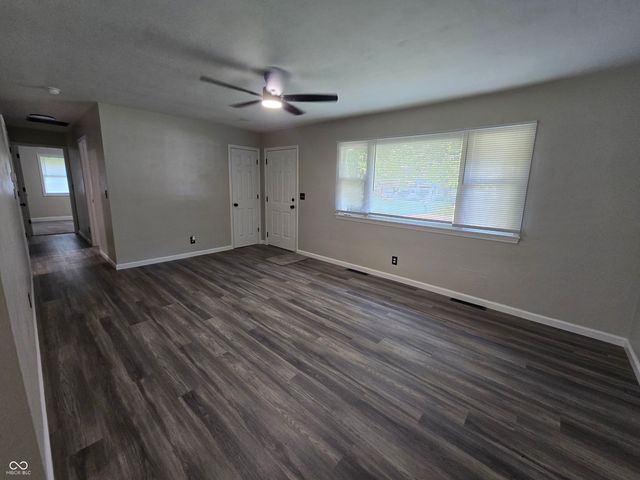 1230 Oakland Drive, Anderson, IN 46012