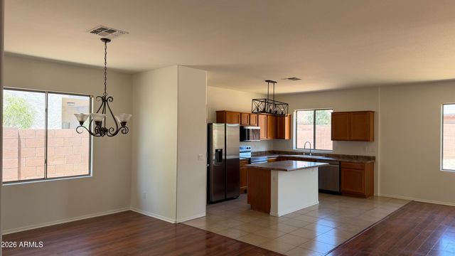 8024 W Superior Avenue, Phoenix, AZ 85043