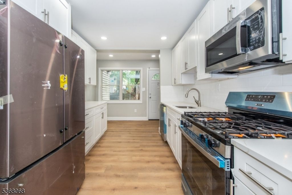 835 S 14Th St, Newark City, NJ 07108 — photo 5