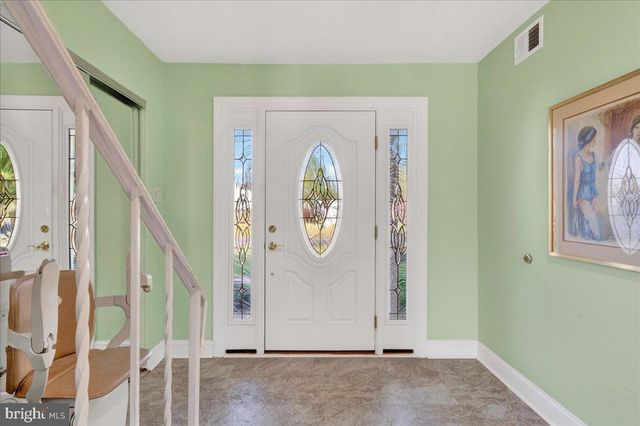 70 REDWOOD DR, Richboro, PA 18954
