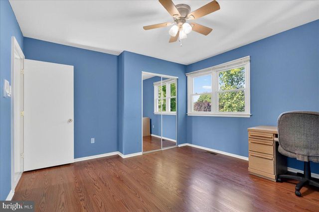 70 REDWOOD DR, Richboro, PA 18954