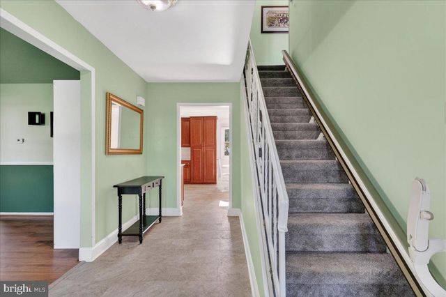 70 REDWOOD DR, Richboro, PA 18954
