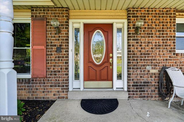 70 REDWOOD DR, Richboro, PA 18954